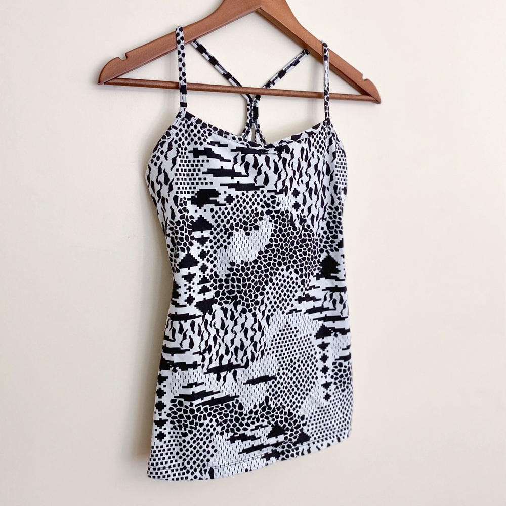 Lucy Black and White Patterned Tank Top